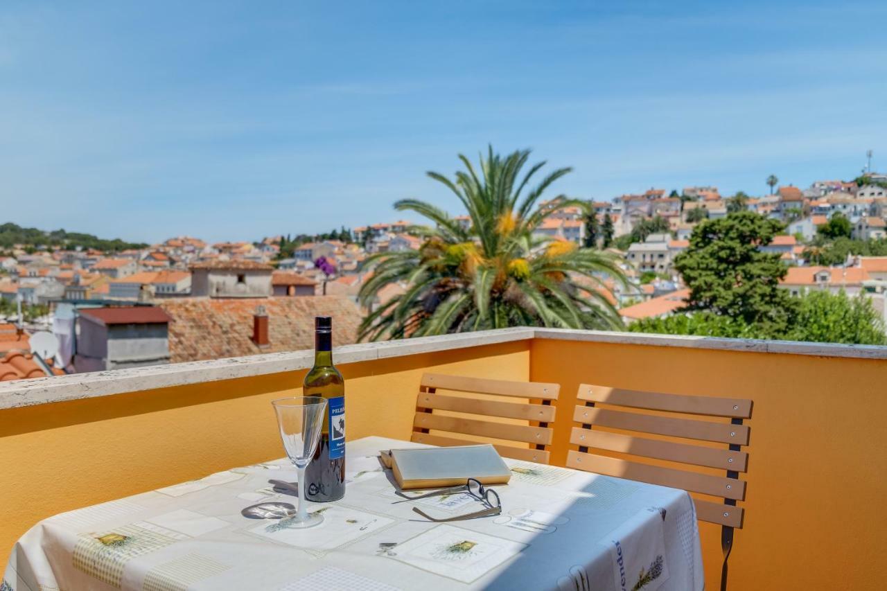 Apartman Natasa Mali Losinj Bagian luar foto